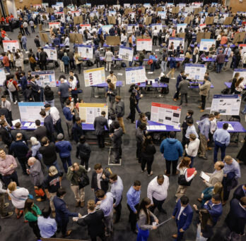 Students, judges, and visitors at the UIC Engineering Expo 